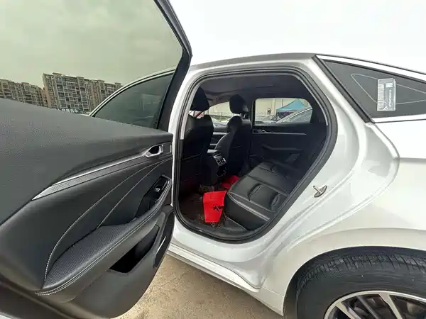 Geely Xingrui 2021