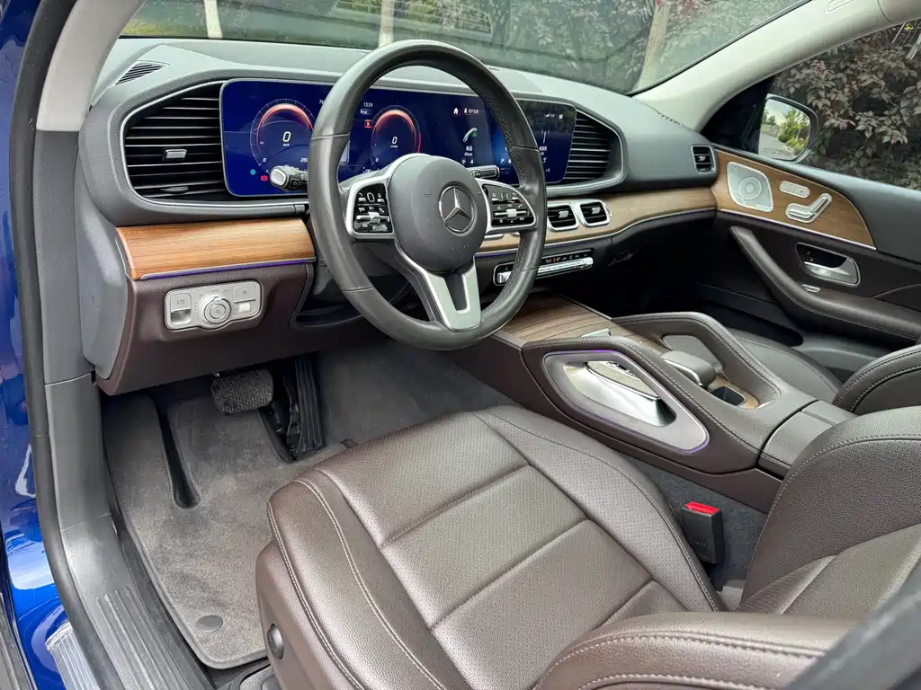 Mercedes-Benz GLE 2020 — фото 14