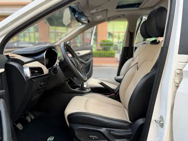 Baojun 360 2019