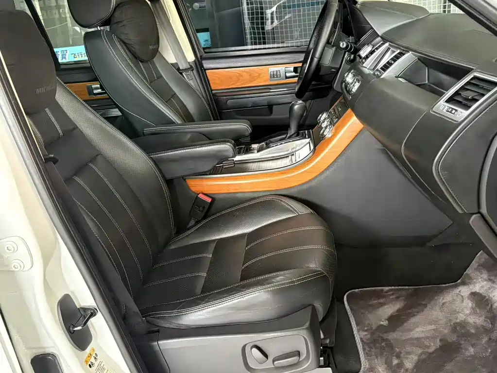 Land Rover Sport 2013 — фото 10