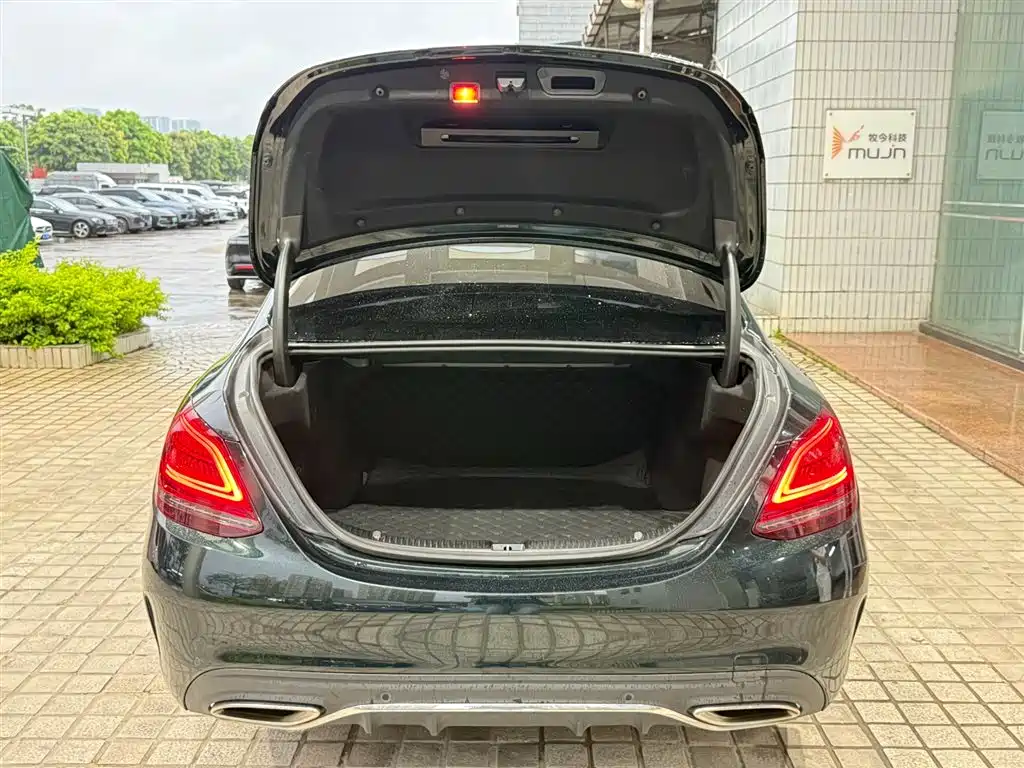 Mercedes-Benz C-Class 2020