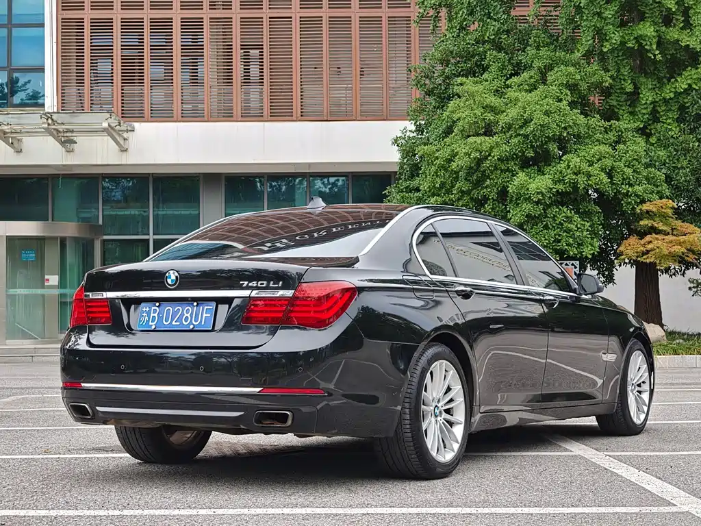 BMW 7 Series 2015 — фото 4