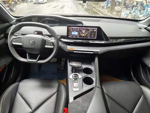 Changan UNI-V 2023