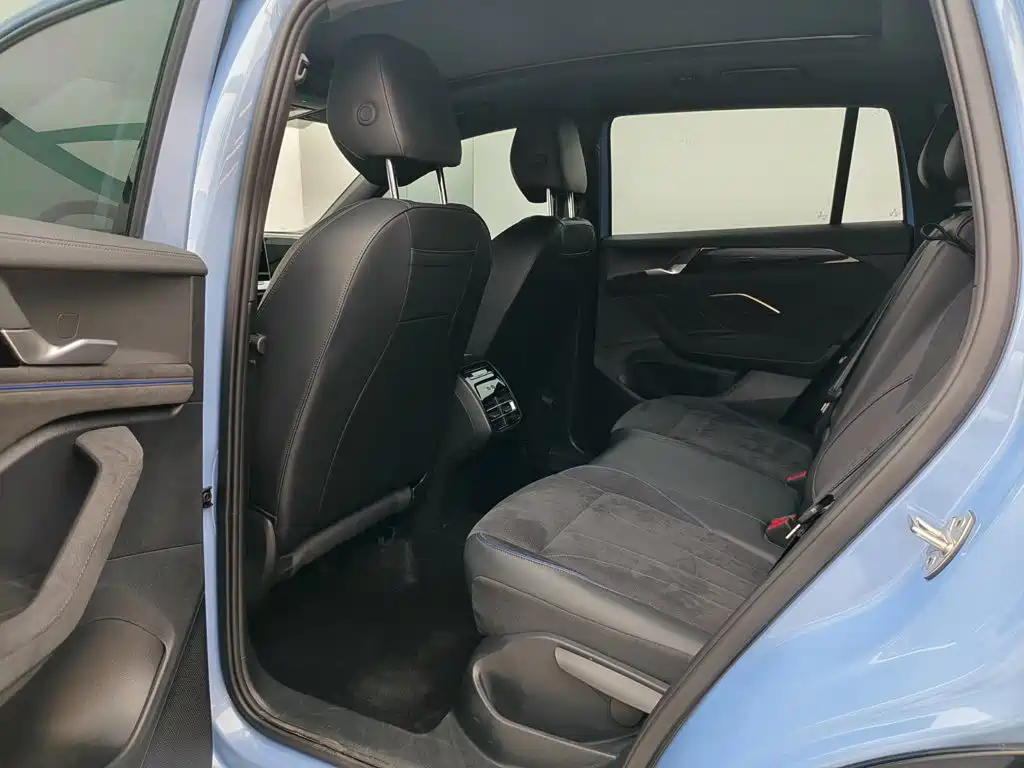 Volkswagen Tiguan L 2024