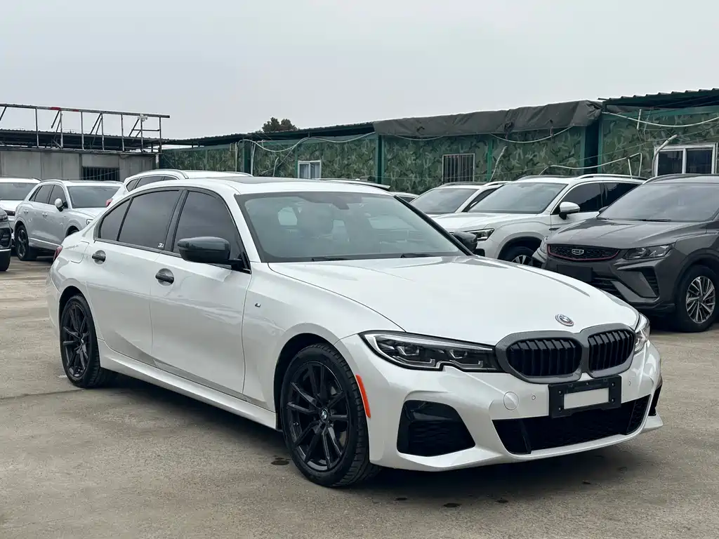BMW 3 Series 2022