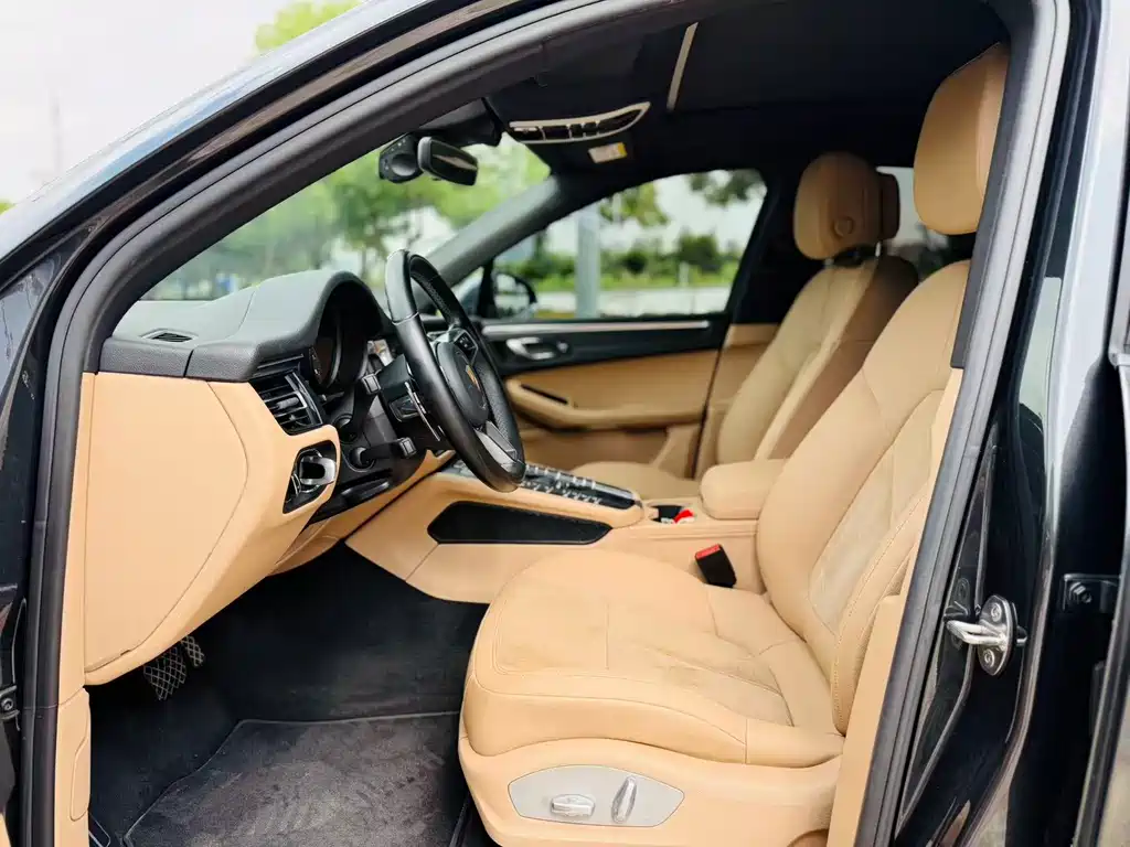 Porsche Macan 2019 — фото 5
