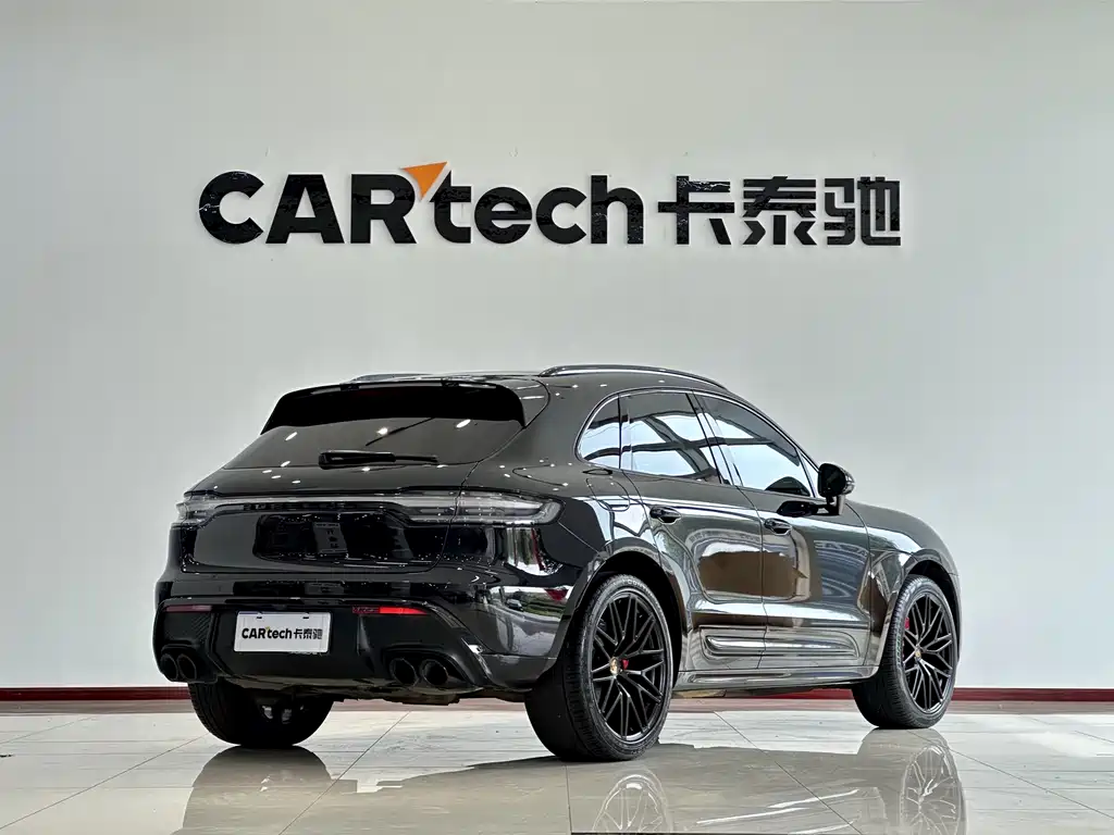 Porsche Macan 2023 — фото 20