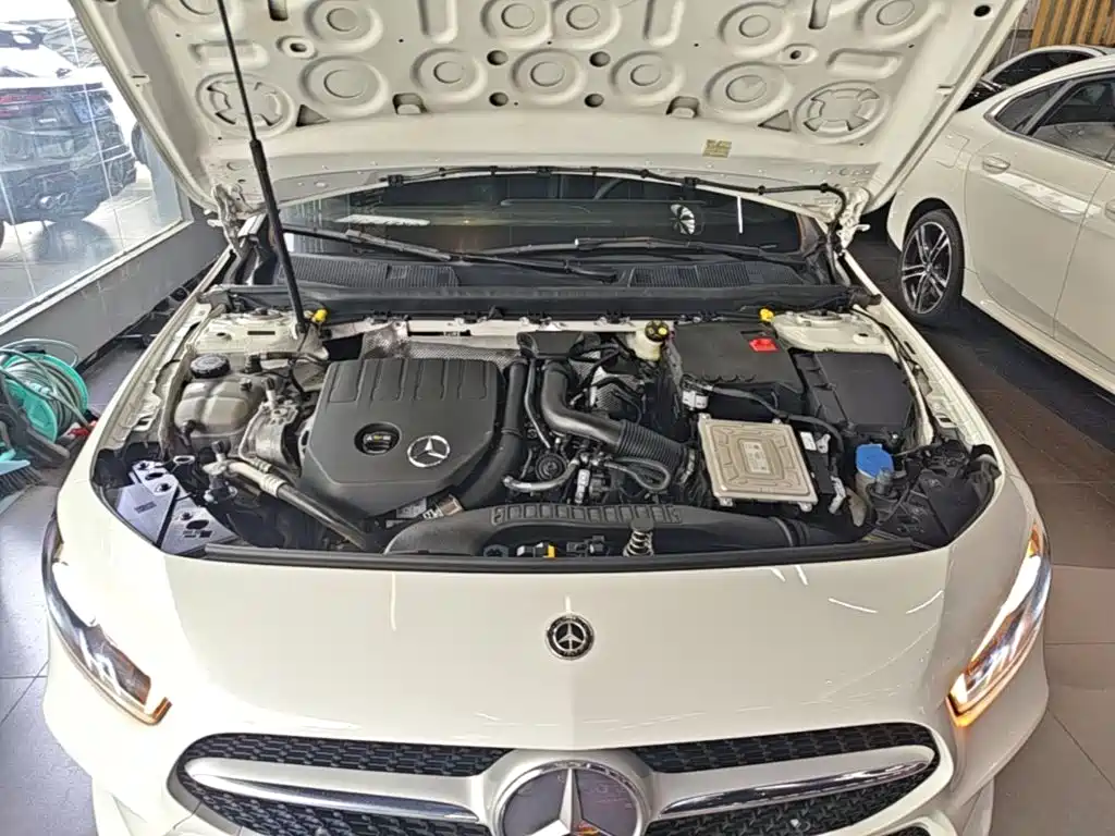 Mercedes-Benz A-Class 2019 — фото 20