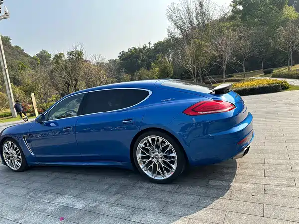 Porsche Panamera 2014