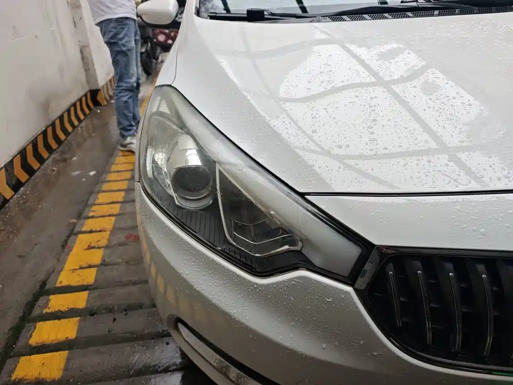 Kia K3 2015