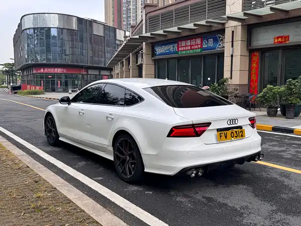 Audi A7 2012
