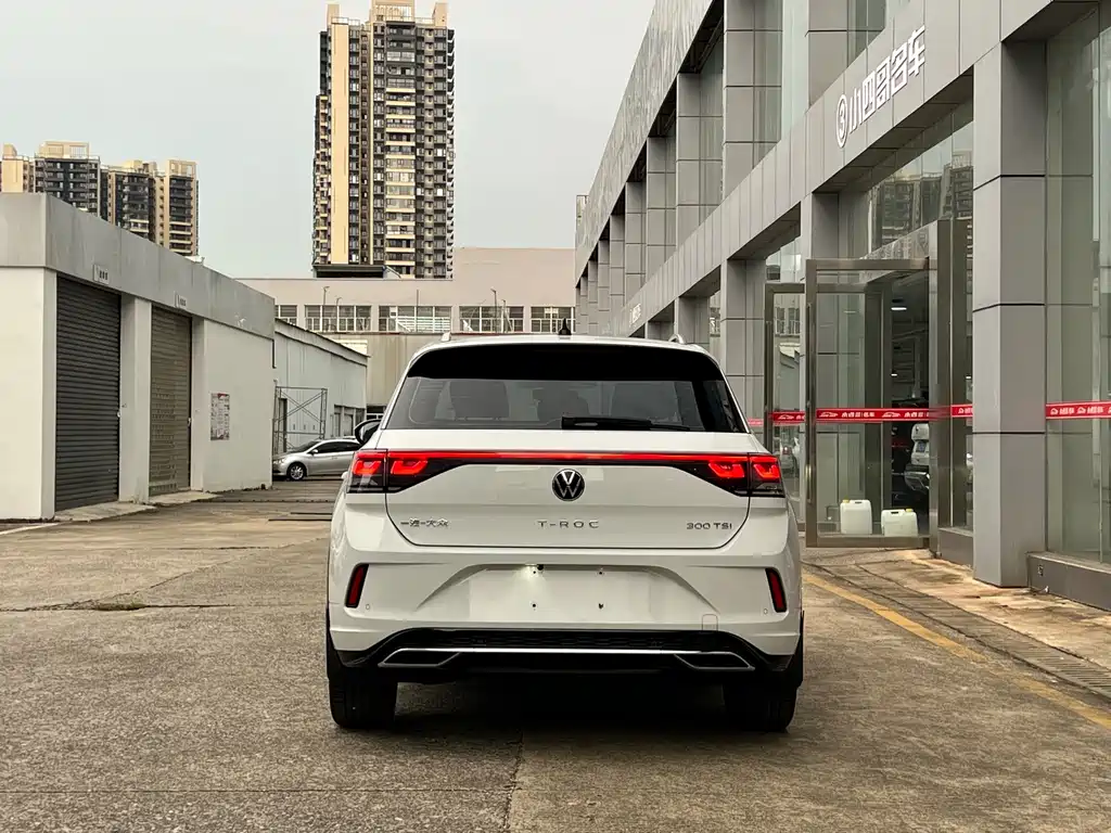 Volkswagen T-Roc 2025