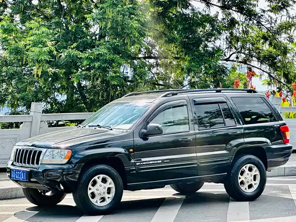 Jeep Grand Cherokee 2004