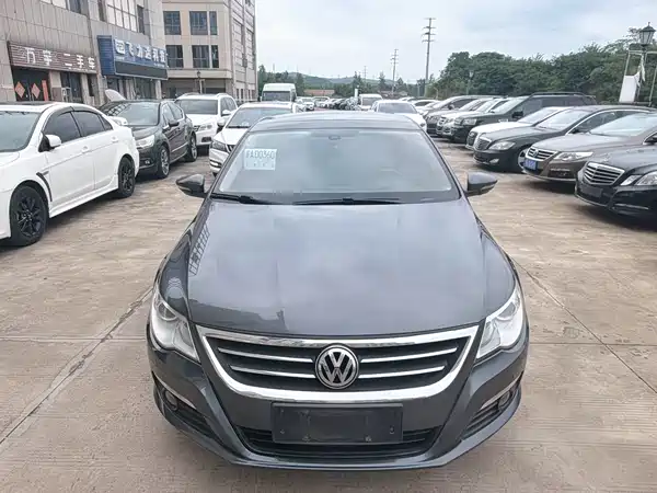 Volkswagen CC 2011