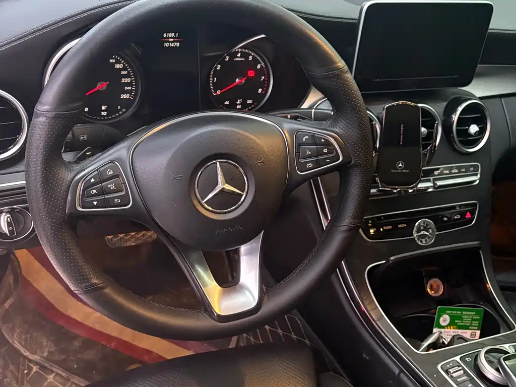 Mercedes-Benz C-Class 2018 — фото 9