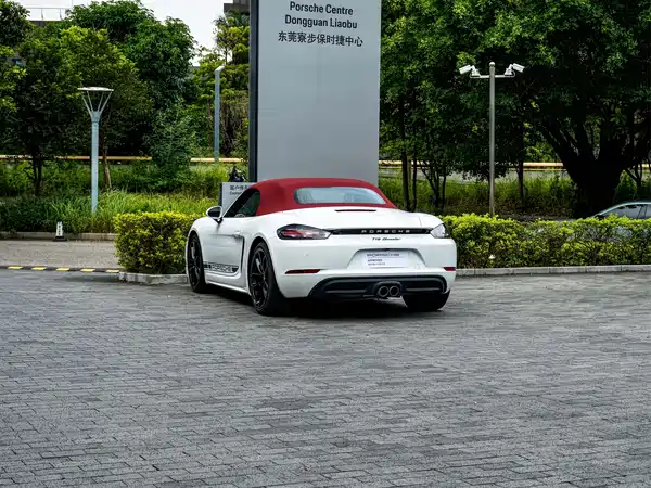 Porsche 718 2025