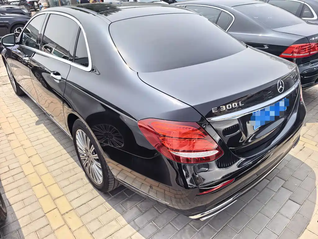 Mercedes-Benz E-Class 2019