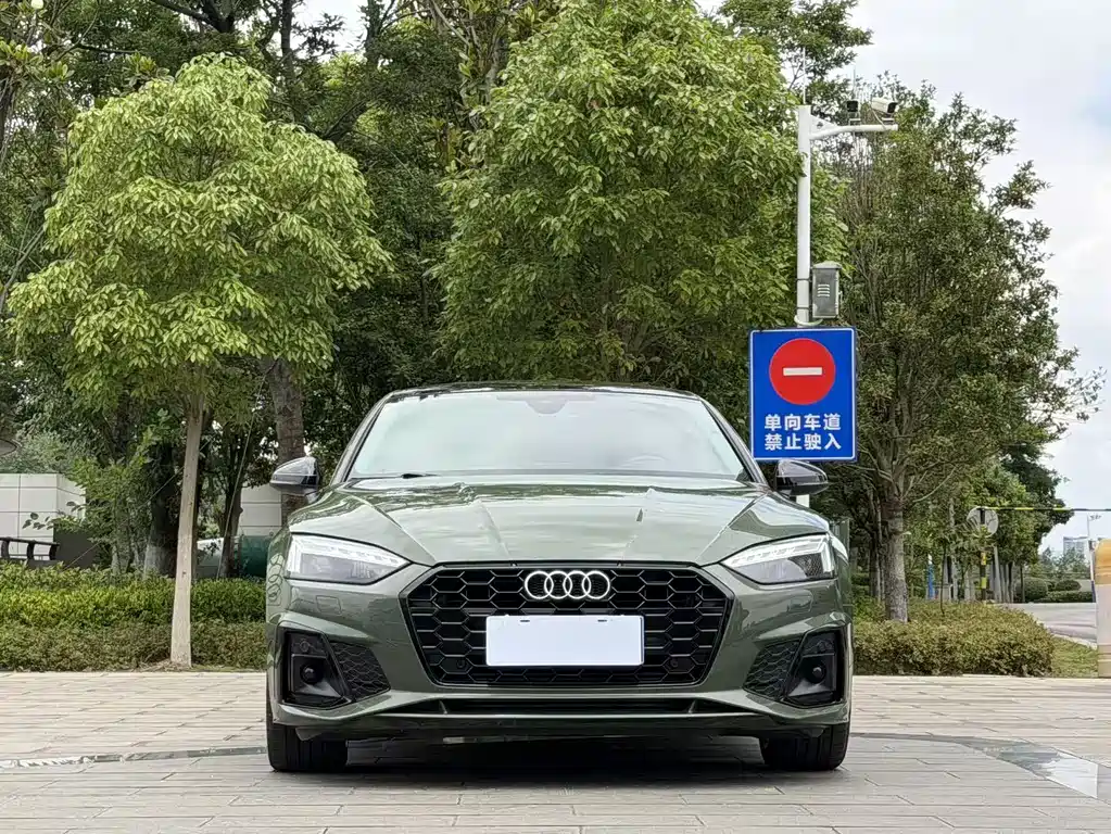 Audi A5 2021 — фото 2