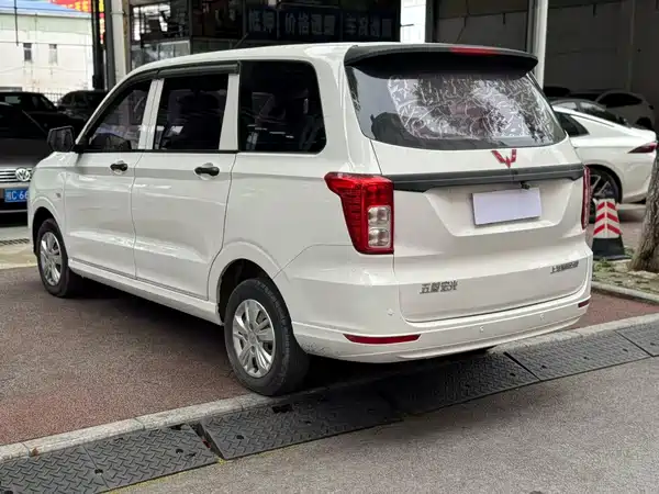 Wuling Hongguang 2019