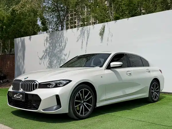 BMW 3 Series 2023