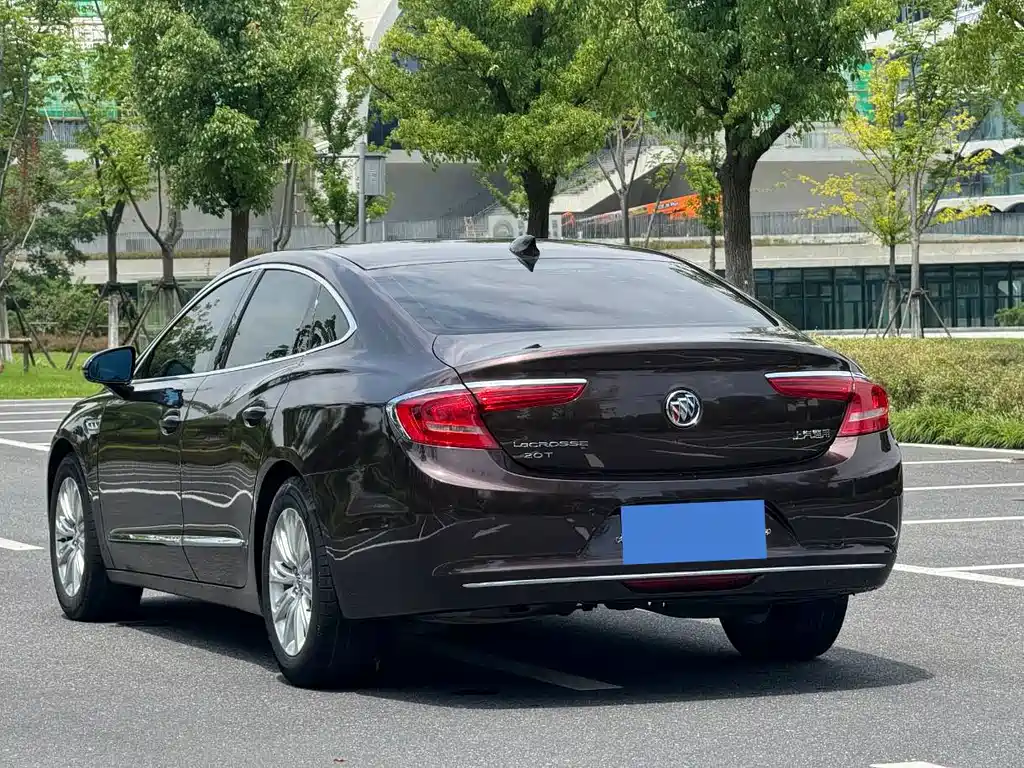 Buick LaCrosse 2017 — фото 5