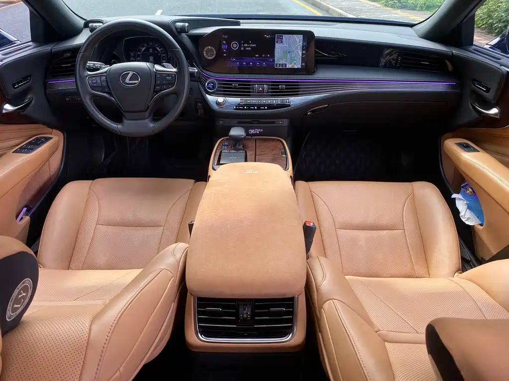 Lexus LS 2023 — фото 13