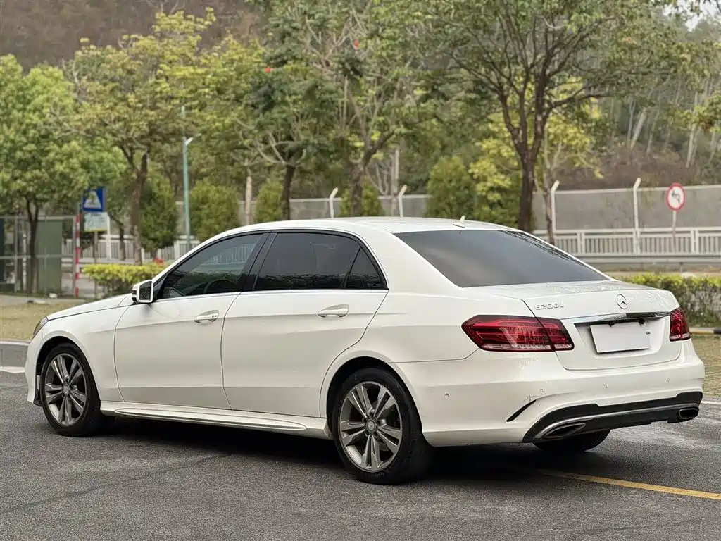 Mercedes-Benz E-Class 2014 — фото 6