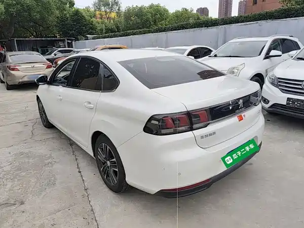 Peugeot 308 2017