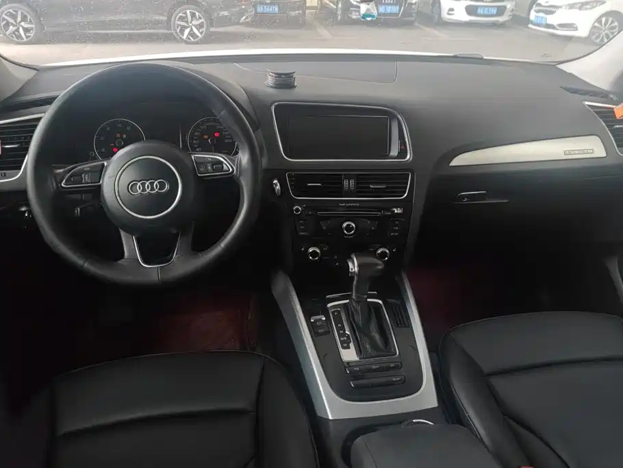 Audi Q5 2015 — фото 12