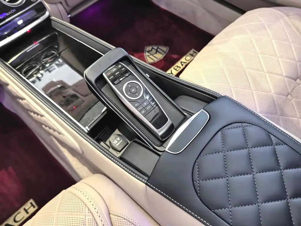 Mercedes-Benz Maybach S-Class 2019 — фото 11