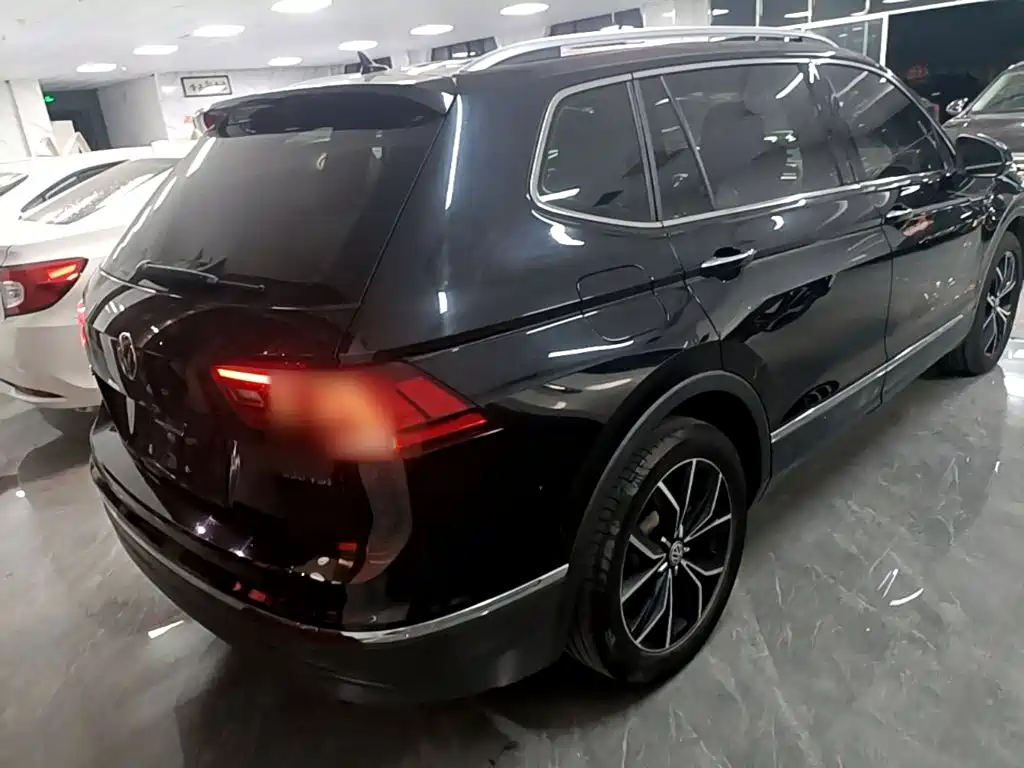 Volkswagen Tiguan L 2020