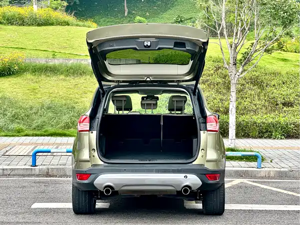 Ford Kuga 2013