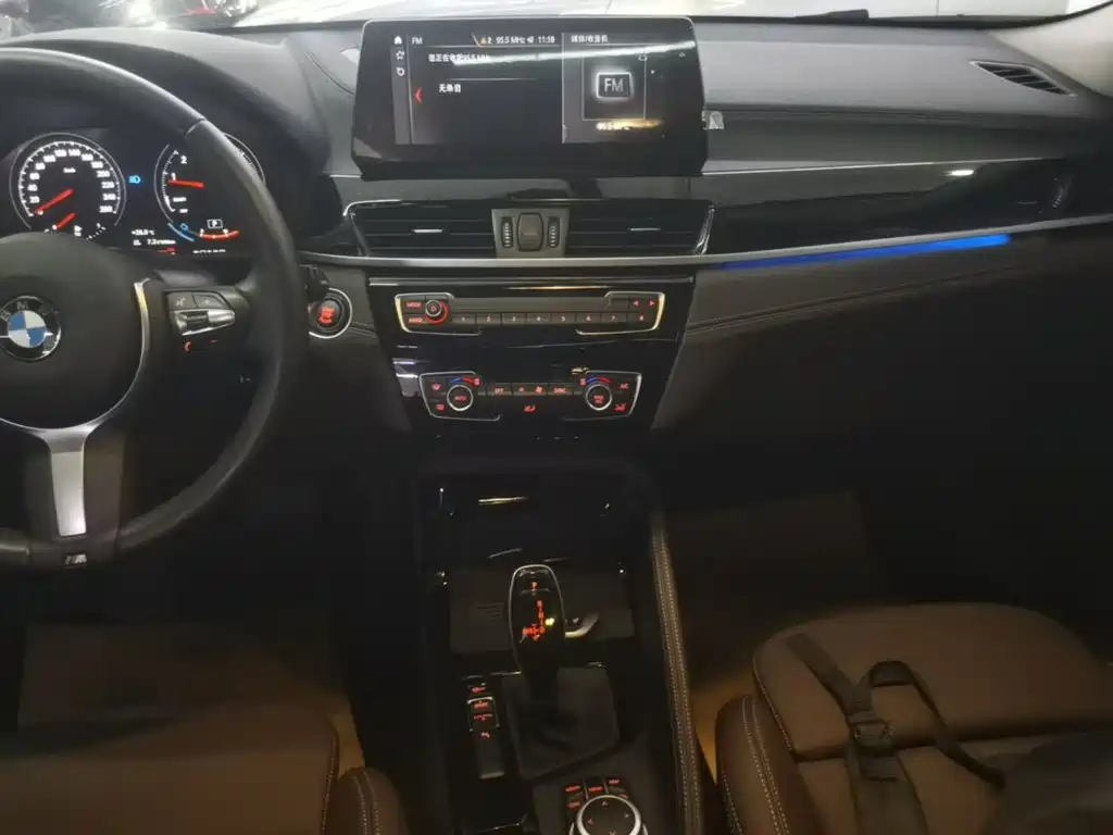 BMW X2 2022 — фото 13