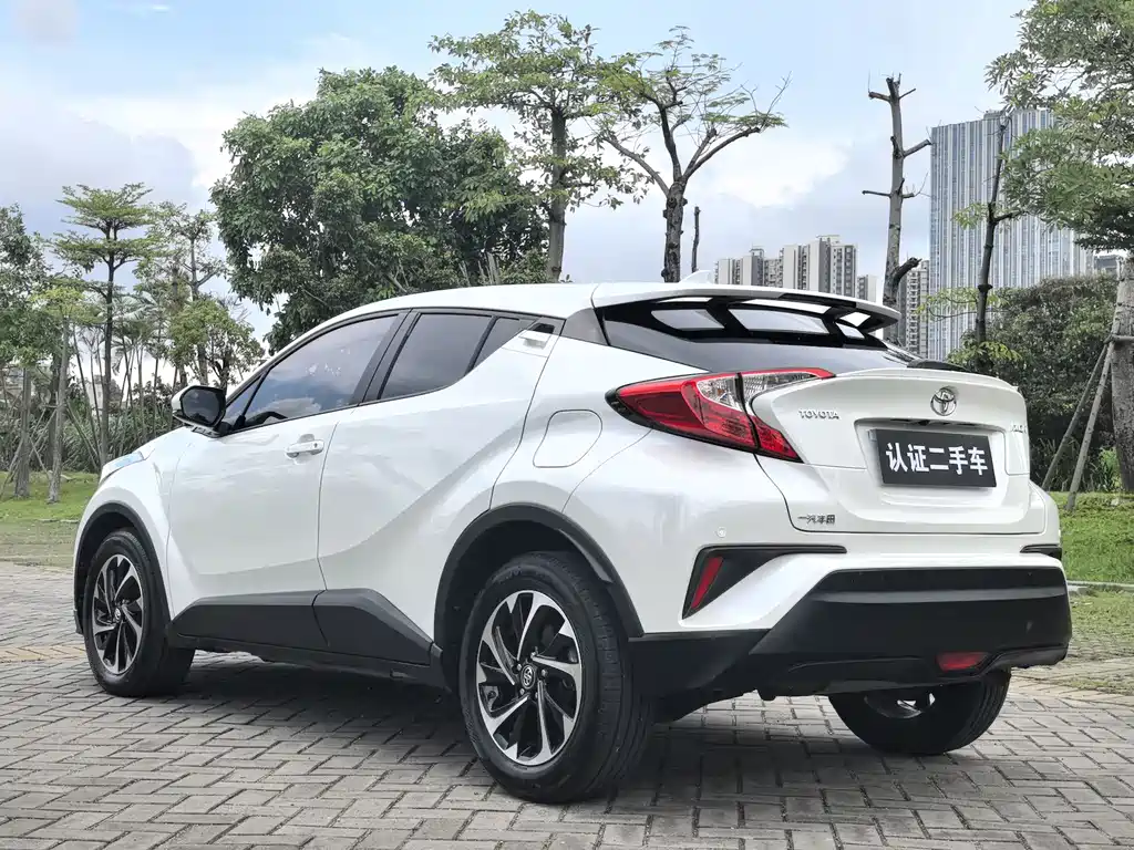 Toyota IZOA 2019 — фото 7
