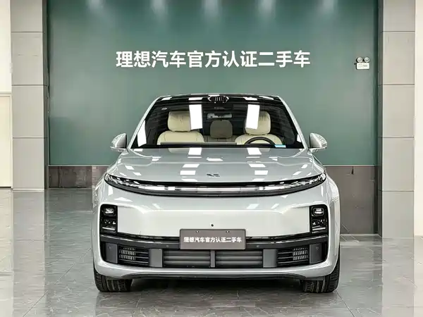 Li Auto L7 2025