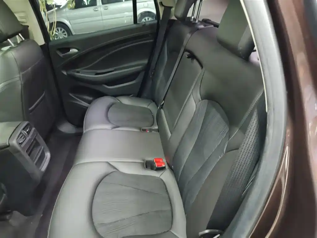 Buick Envision Plus 2020 — фото 17