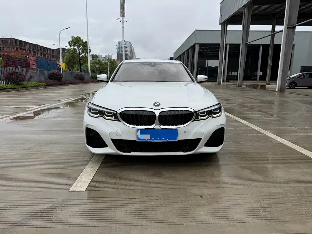 BMW 3 Series 2019 — фото 2