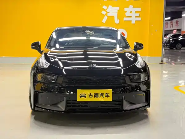 Lynk & Co 03 2021