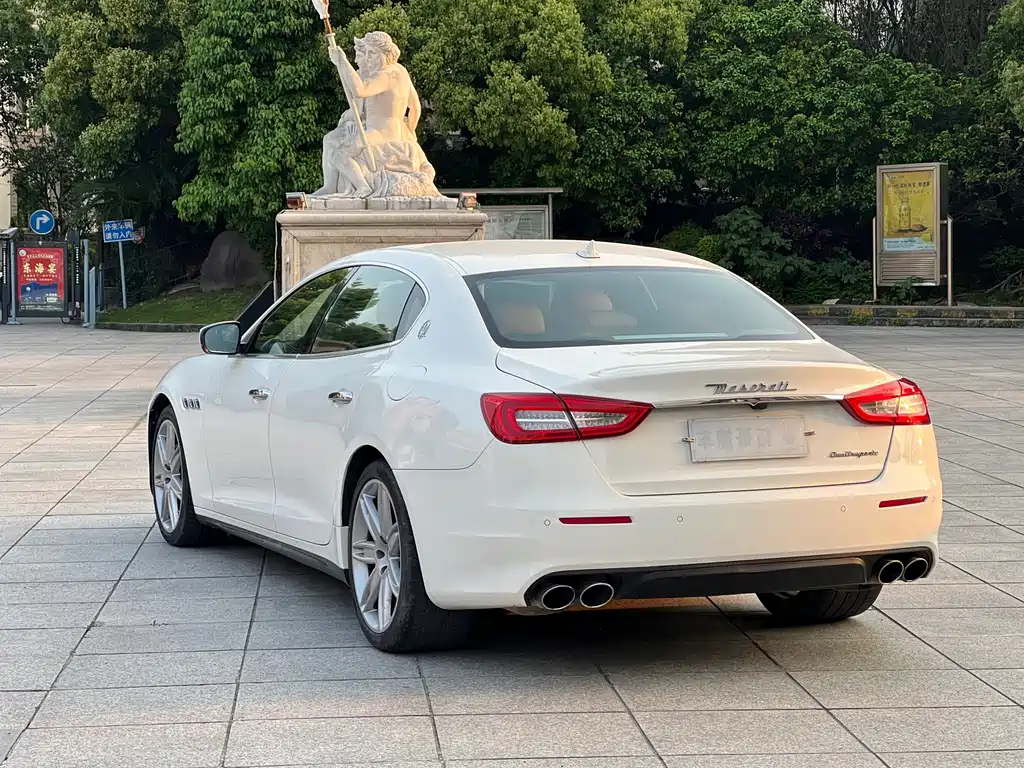 Maserati Quattroporte 2018 — фото 8