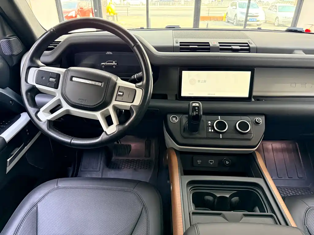 Land Rover Defender 2021 — фото 14