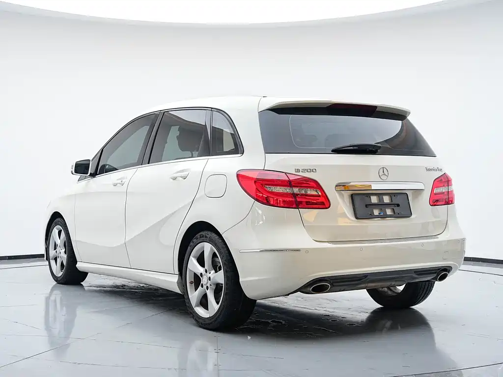 Mercedes-Benz B-Class 2014 — фото 23