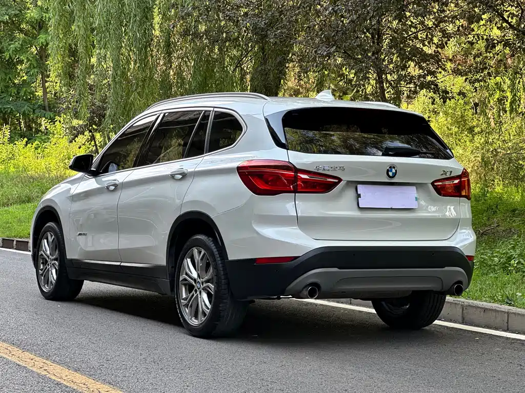 BMW X1 2017 — фото 4