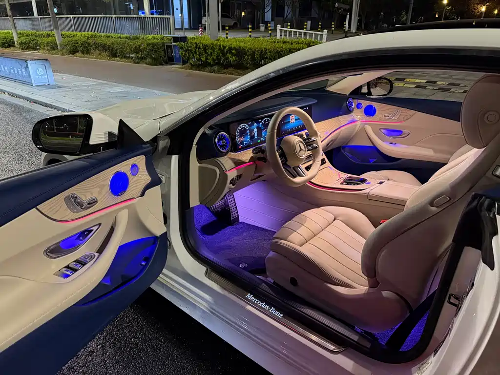 Mercedes-Benz E-Class 2023 — фото 5