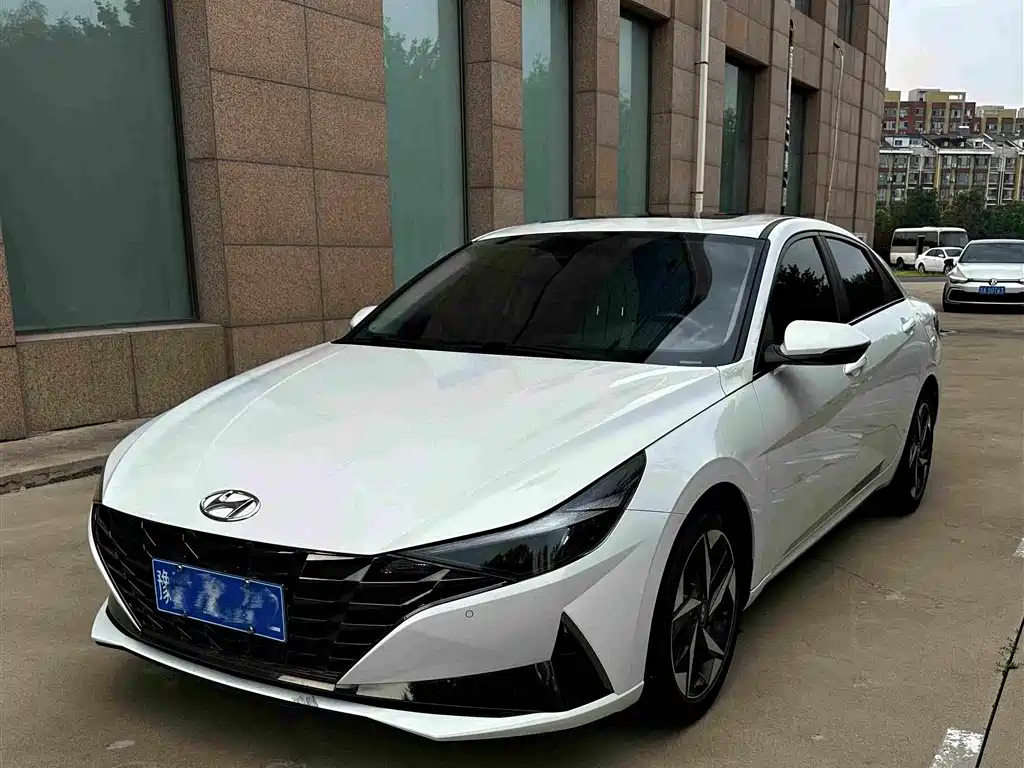 Hyundai Elantra 2021