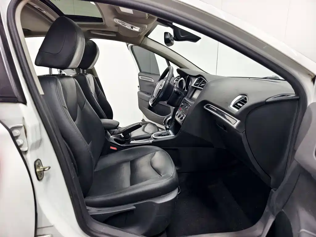 Citroen C4L 2016 — фото 14