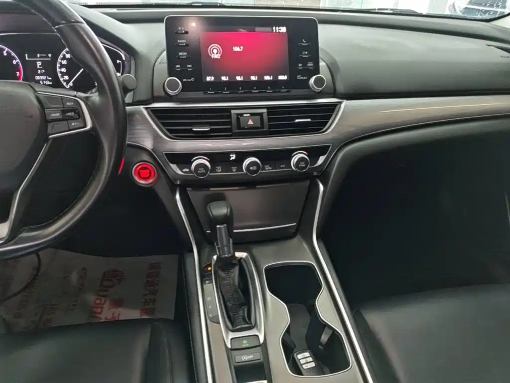 Honda Accord 2019 — фото 13
