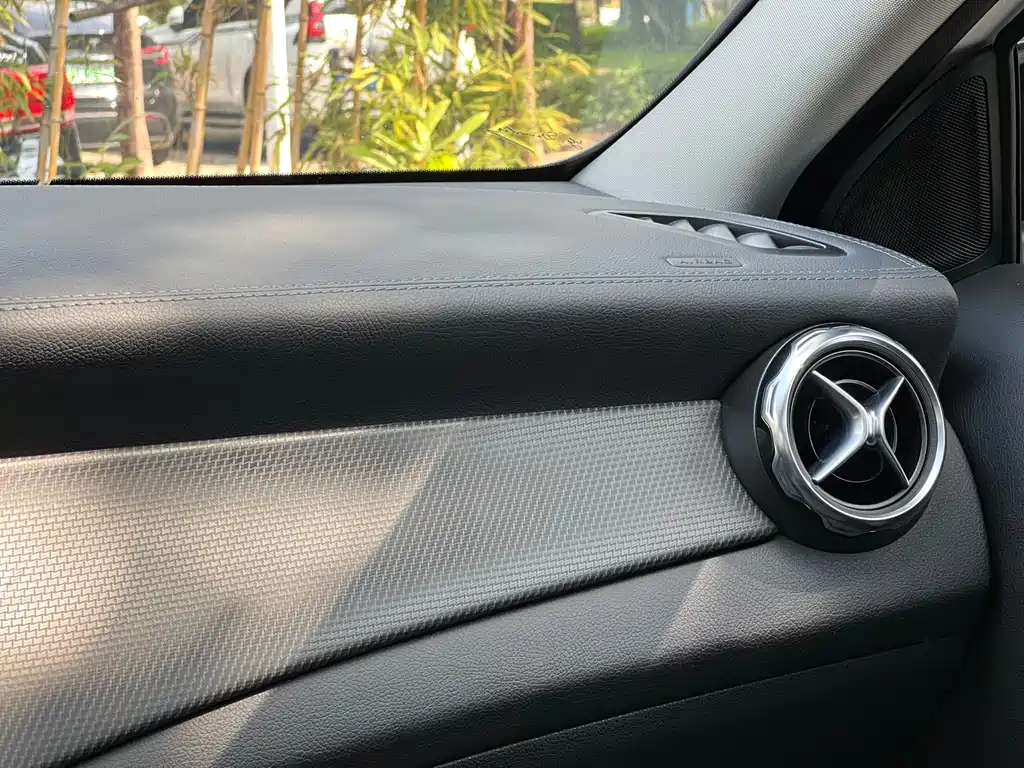 Mercedes-Benz GLA 2018 — фото 10