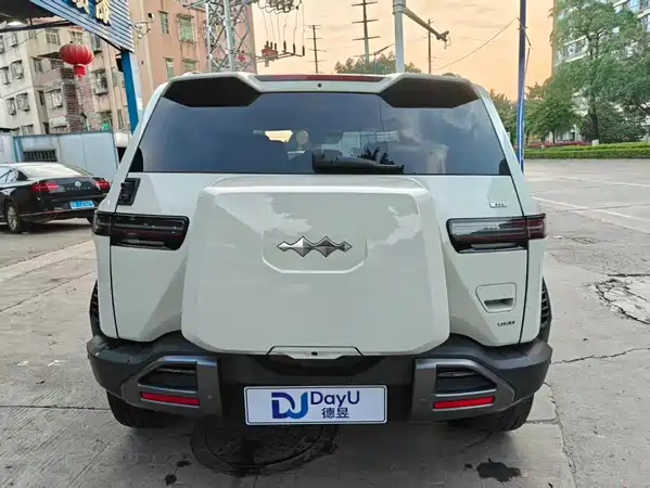 Fangchengbao Titanium 3 2025