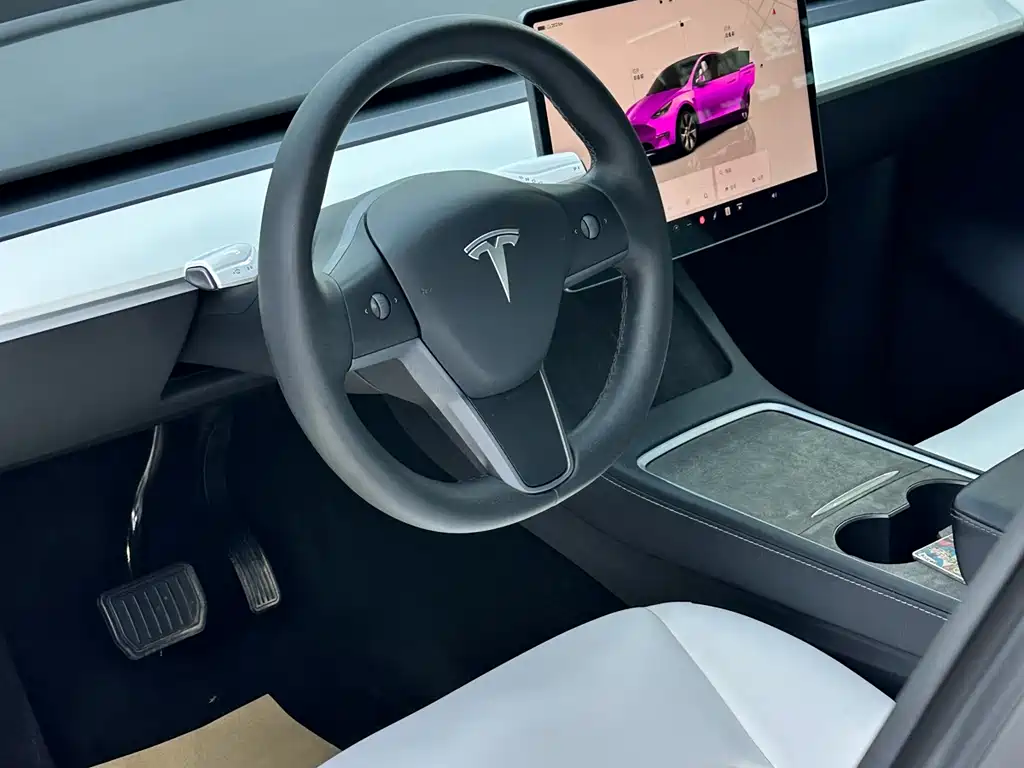 Tesla Model Y 2022 — фото 6