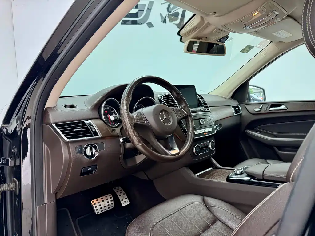 Mercedes-Benz GLE 2018 — фото 6